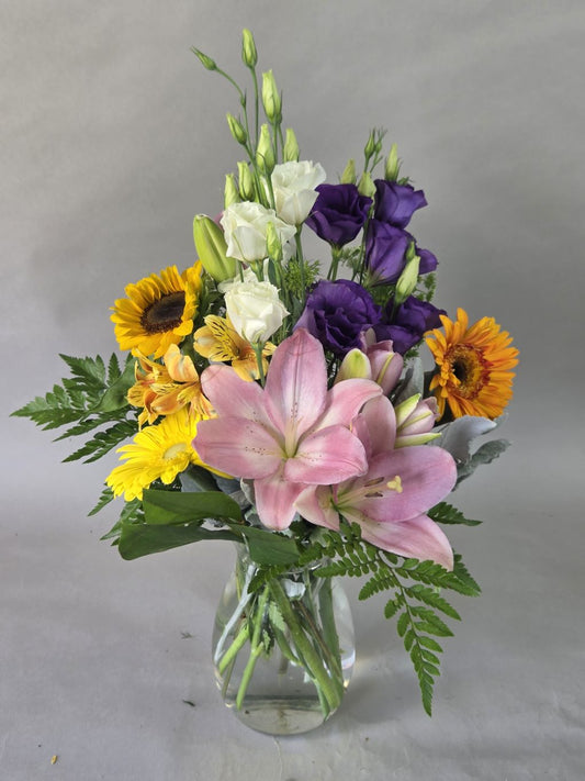 8 Stem Cut of the Day in a Vase