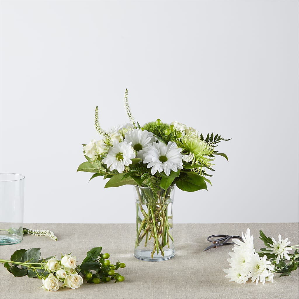 Irish Garden - A Florist Original – FLOWERS BY BAUERS & GREENHOUSE, Jarrettsville MD