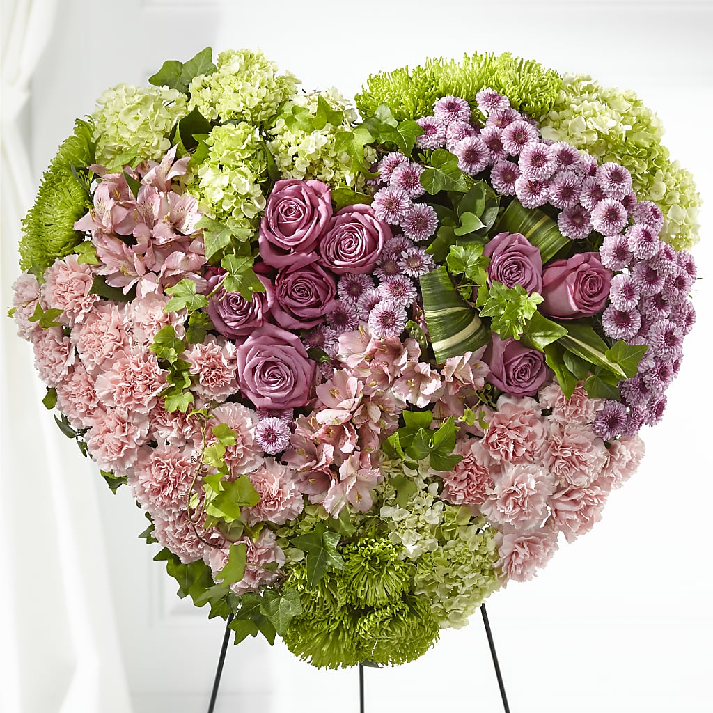 Heartwarming Standing Heart – FLOWERS BY BAUERS & GREENHOUSE, Jarrettsville MD