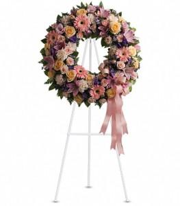 Graceful Wreath – FLOWERS BY BAUERS & GREENHOUSE, Jarrettsville MD