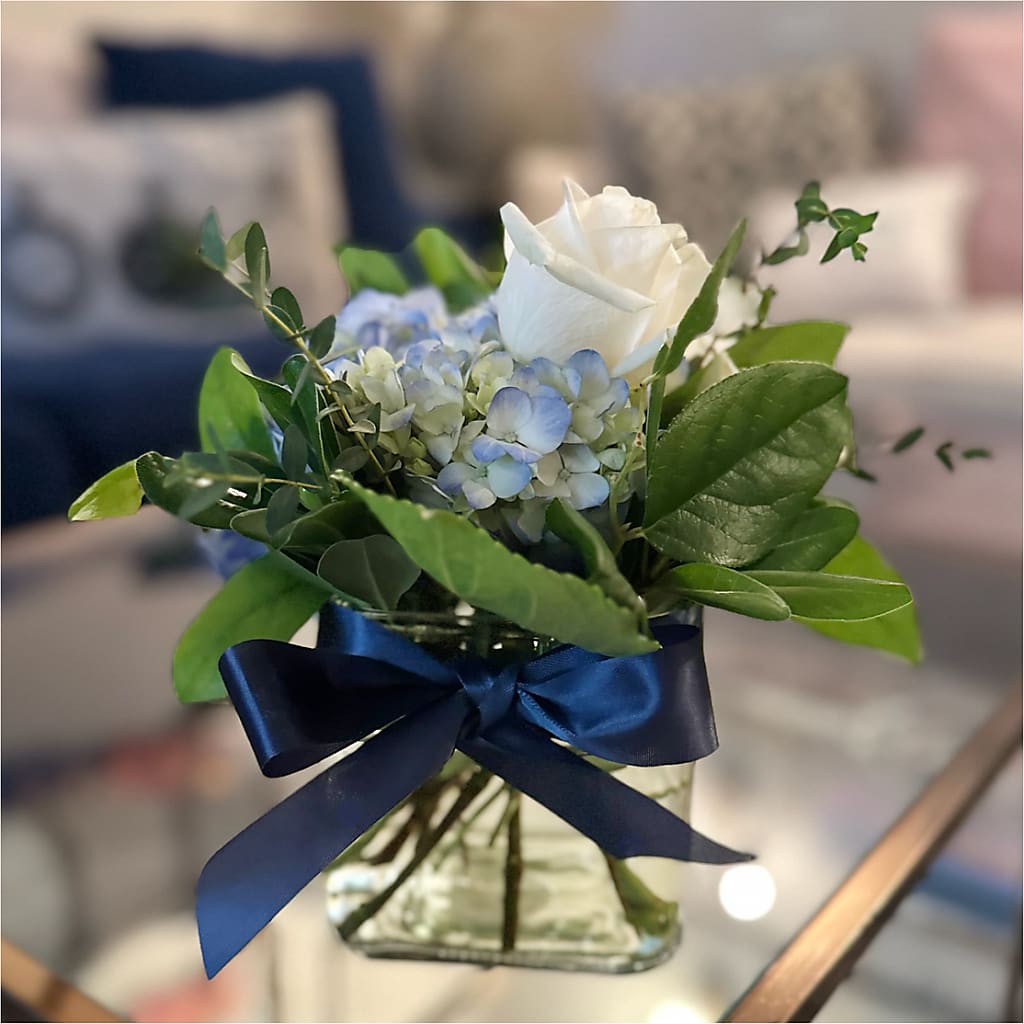 Sky Blue Delight Bouquet – FLOWERS BY BAUERS & GREENHOUSE, Jarrettsville MD
