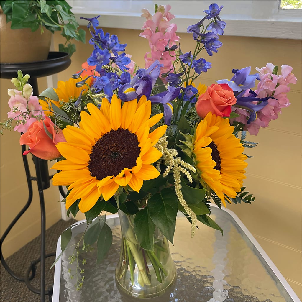 Rays of Life Bouquet – FLOWERS BY BAUERS & GREENHOUSE, Jarrettsville MD