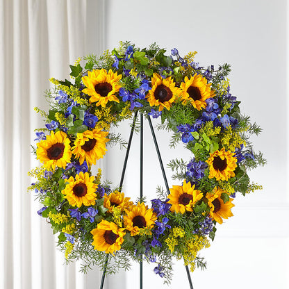 Bright Rays Wreath – FLOWERS BY BAUERS & GREENHOUSE, Jarrettsville MD