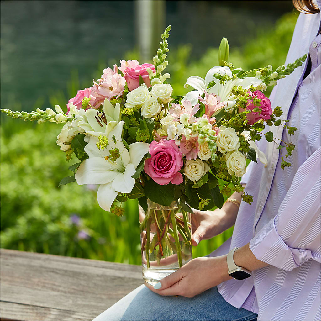Fondly Bouquet – FLOWERS BY BAUERS & GREENHOUSE, Jarrettsville MD